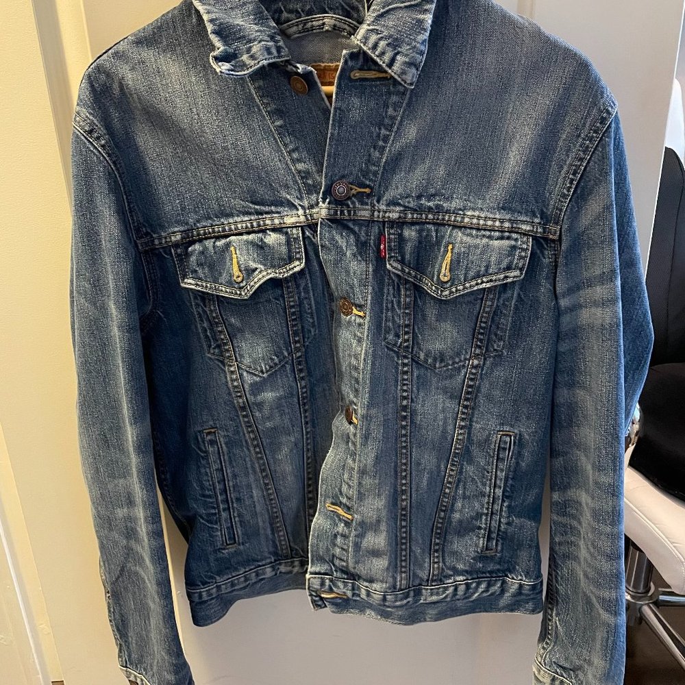 Levis Denim Jacket Size M Vintage